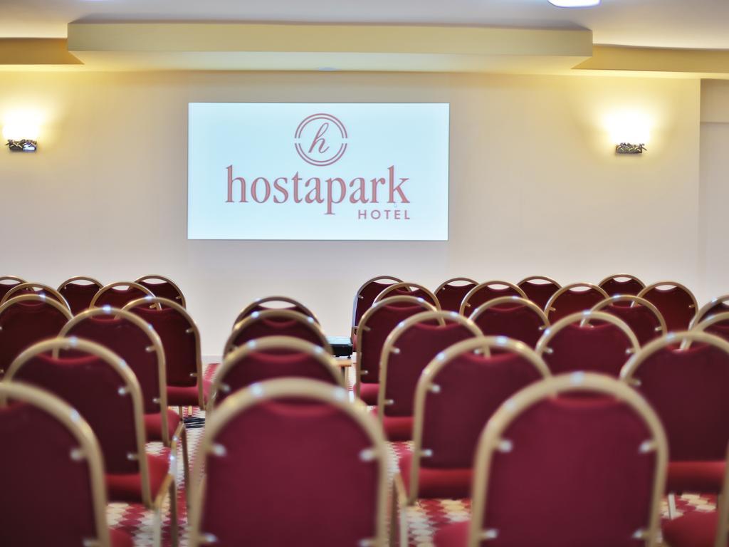 Hostapark Hotel メルスィン エクステリア 写真